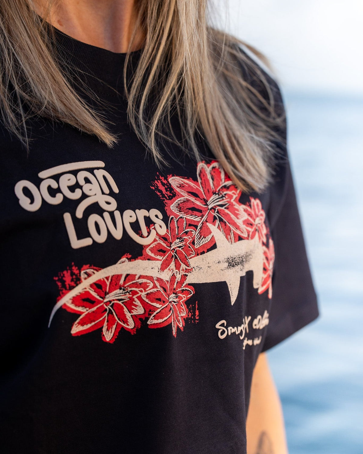 Croptop Hammerhead Ocean Lovers - Negro