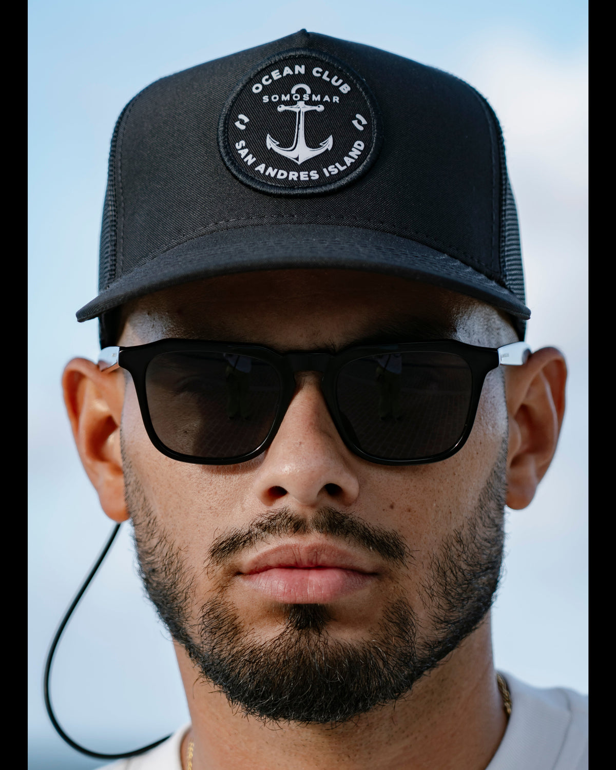 Gorra Trucker Ancla - Negro