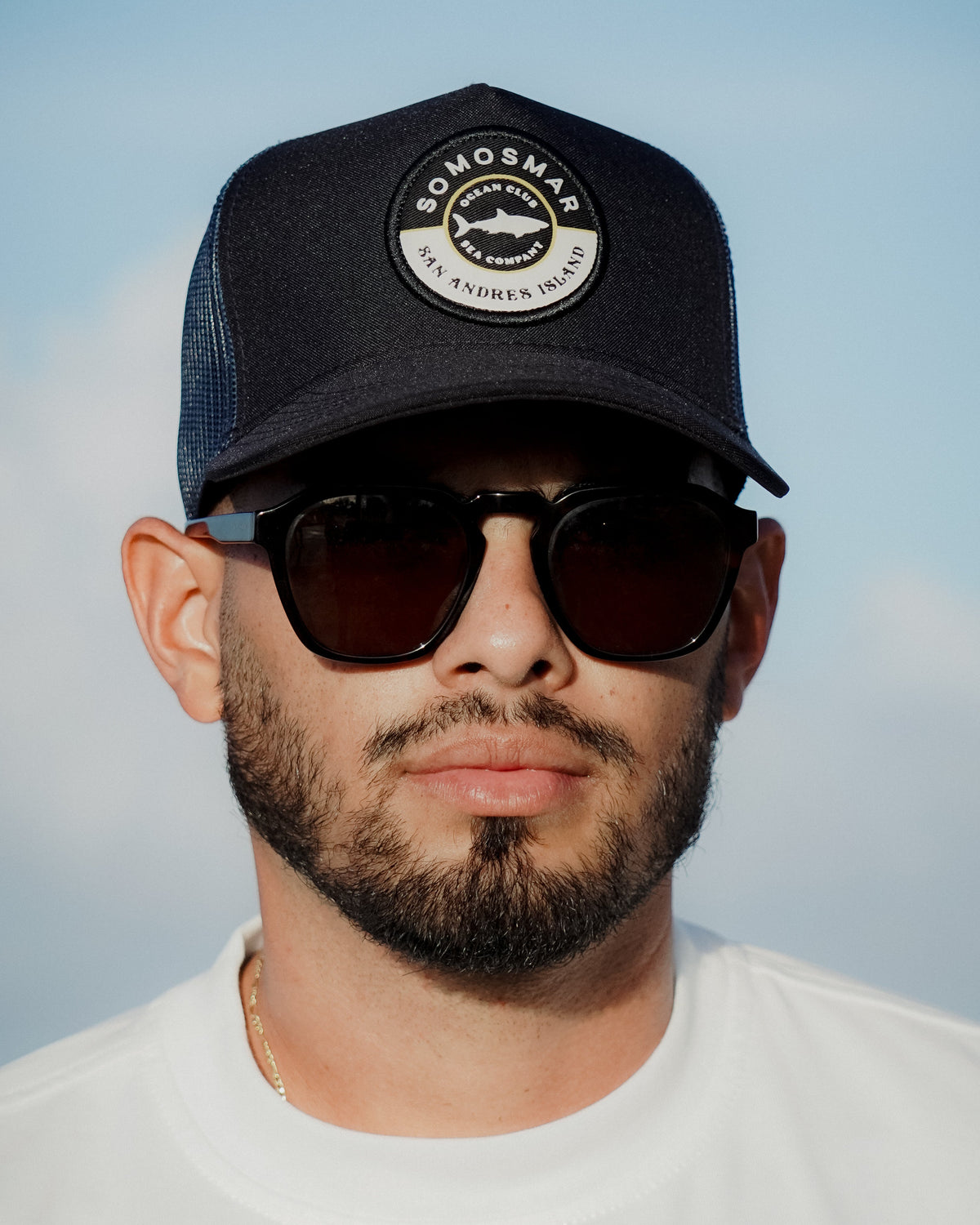 Gorra Trucker Shark - Azul Oscuro