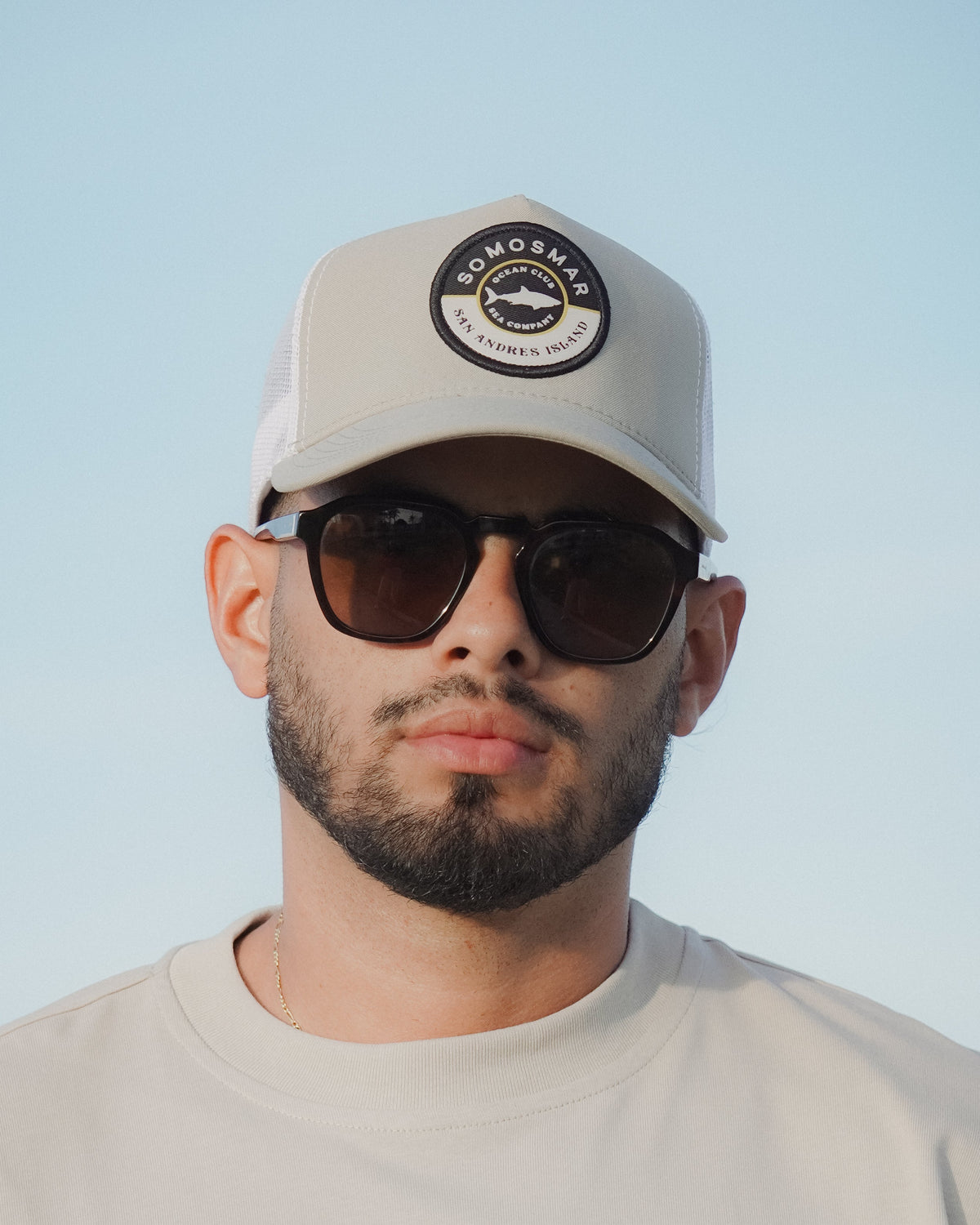Gorra Trucker Shark - Beige